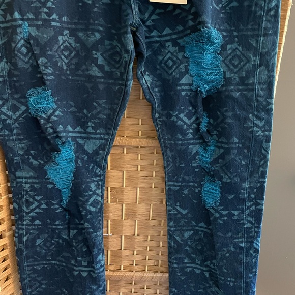 Levis 511 customized (new) jeans indigo color never worn w/ tags 38x30 slim fit. - Picture 8 of 12